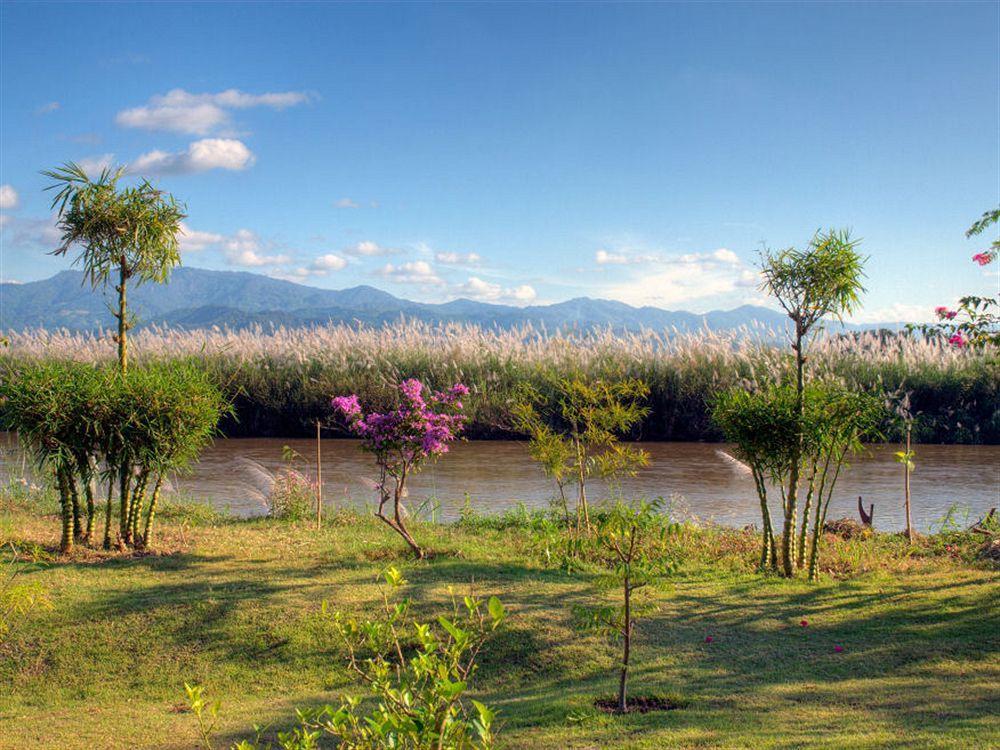 Maekok River Village Resort Mae Ai Dış mekan fotoğraf